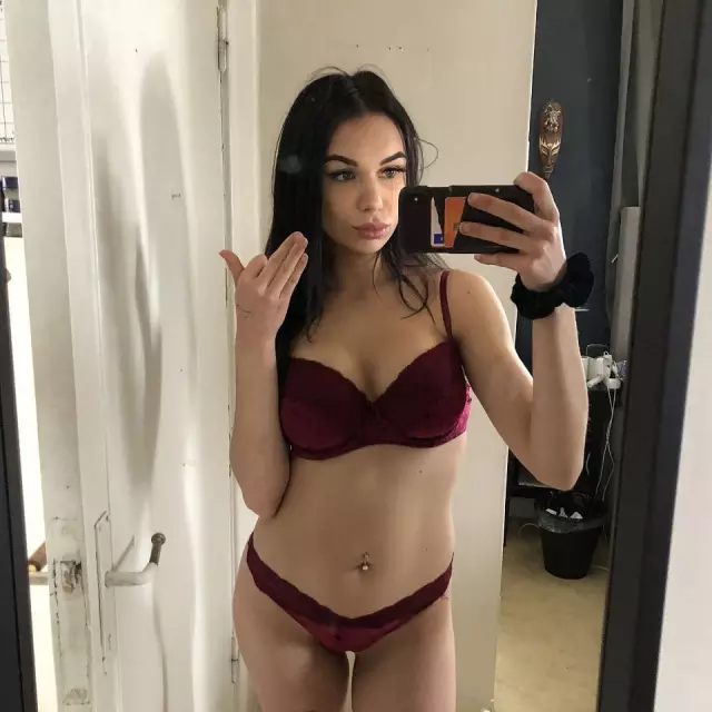 I am always horny.wanna sell my nuds and vedioadd me snapchat---a_ava9196