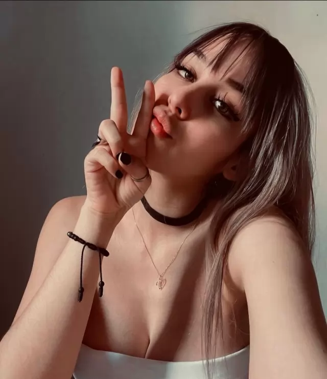 Im available for amazing time send me a text let me put smile into your face with my sexy body 