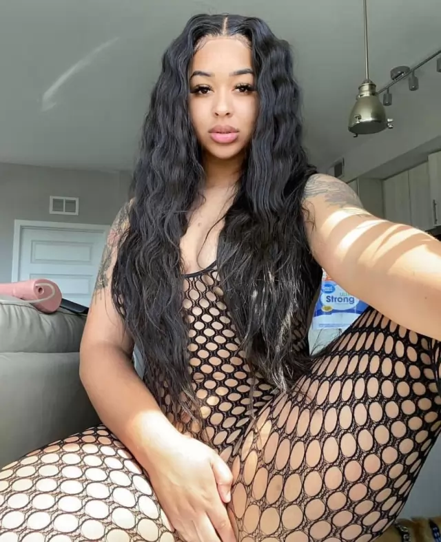 Available come have fun with me I do all kinds of sex.