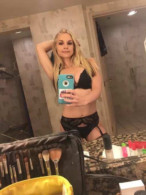 MASSAGES 15023412822 Emailcharlottegriggs35gmail.com Instagramrisabarbie_ I offer a sensual, very relaxing full body rub