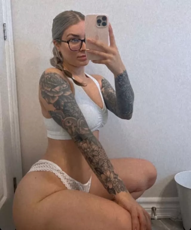 I will give you my full Handjob, Bj, Massage, Doggy, , 69, Fingering, Cum in my face  , cum in my mouth  , Kissing   , G