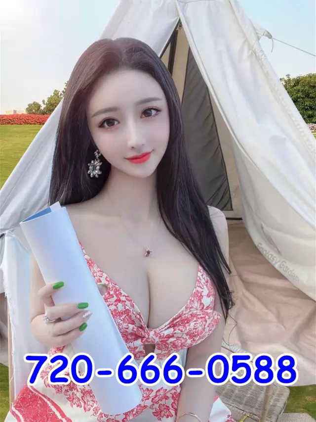 New beautiful Asian girl 720-666-0588Best Massage 