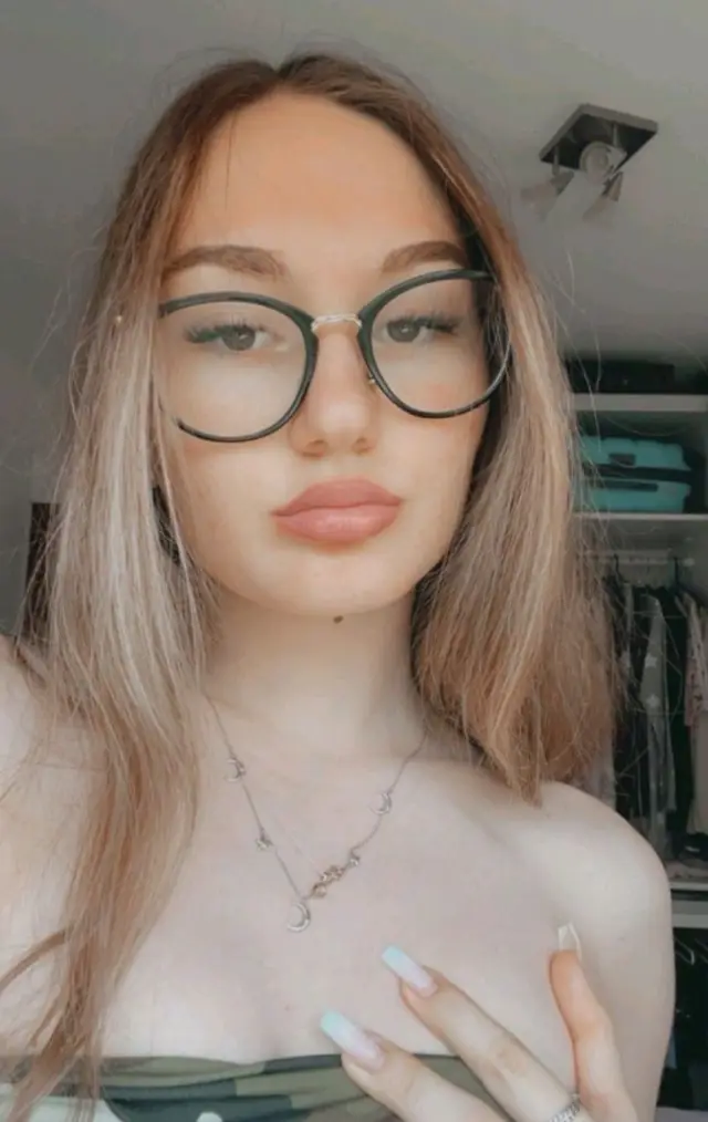 Hottest girl in town 