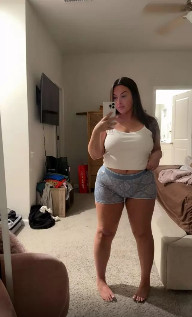 TEXT ME 1 585-407-4587 FOR AFFORDABLE RATE HOT SEXY GIRL READY FOR YOU
