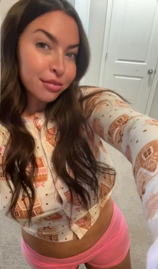 TEXT ME 3053396387 FOR AFFORDABLE RATE HOT SEXY GIRL READY FOR YOU