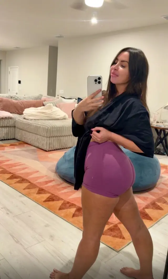 TEXT ME 3053396387 FOR AFFORDABLE RATE HOT SEXY GIRL READY FOR YOU