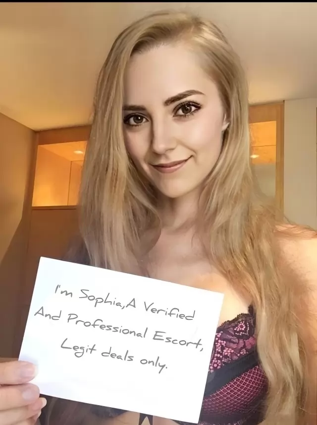 HELLO THERE, IM SOPHIA, ARE U IN NEEDOF A HOT SEXY GIRL TO HAVE UNLIMITED FUN WITH IM REAL AND READY
