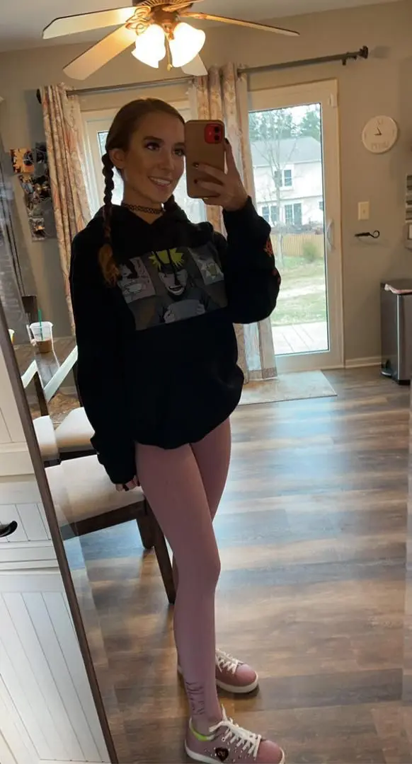 Im available for an amazing time and good moment need company to make you feel good hit me up and let recreate your sexu