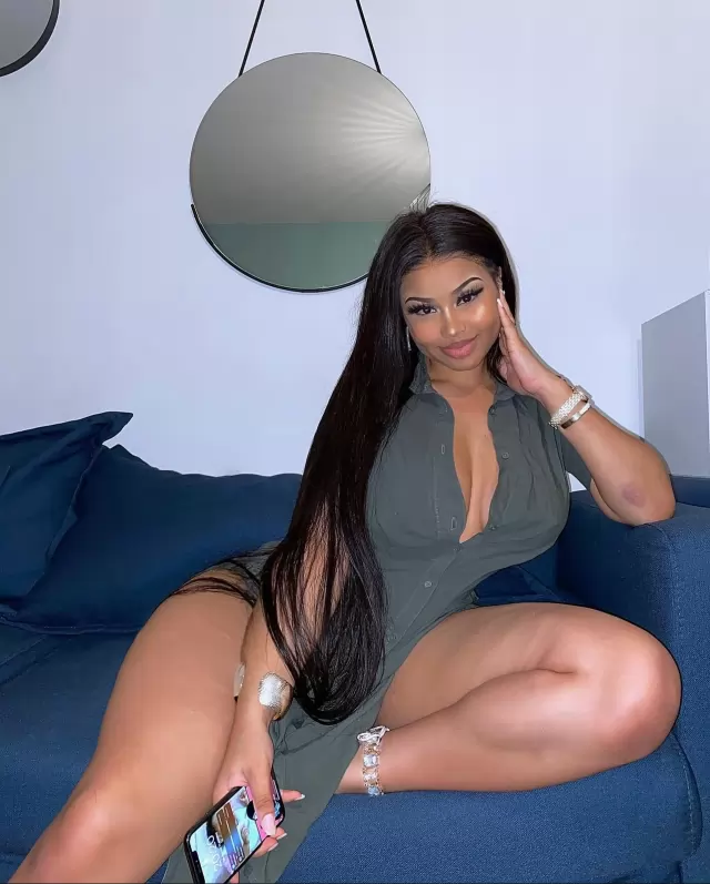 Im available for hookup text me 1 909 264 xxxx