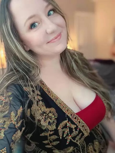 Hey there Im always available forhardcore 69, breast fuck, head and doggy,  deep throat, bare back anal sex, HARDCORE, G