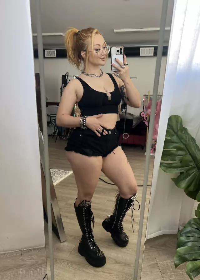  PAYMENT IN PERSON Im sweet as honey BUM TOM CUM TEXT ME 7324668243