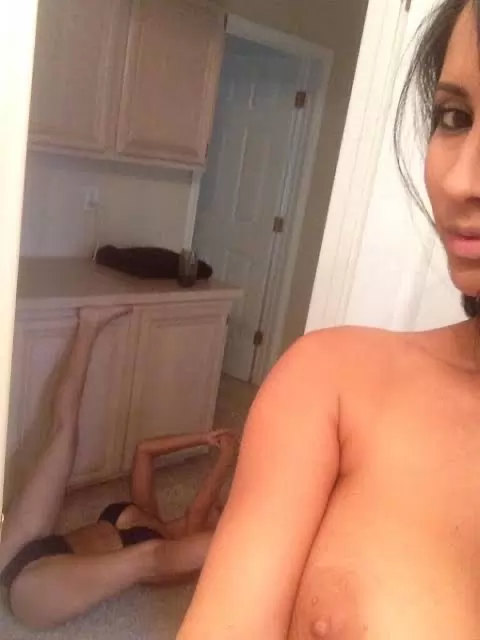 512-228-7195 Are you bored ? Such a simple lady I will satisfy you with my full services oral, Blow jobs, Doggy, Hardcor