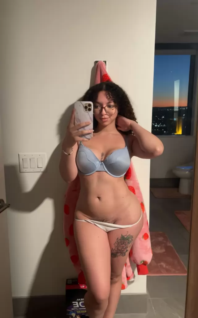 TEXT ME 585-407-4587 FOR AFFORDABLE RATE HOT SEXY GIRL READY FOR YOU