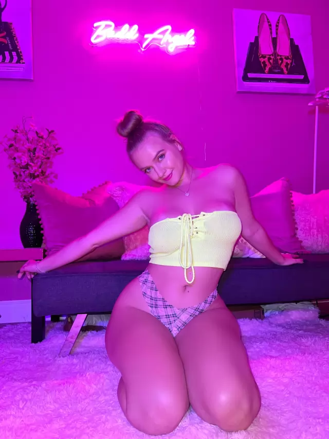 I offer sex fun and body massage 