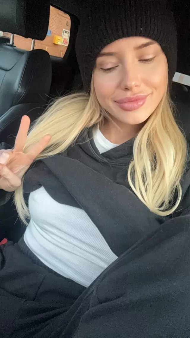 AVAILABLE FOR BOTH OUTCALL AND INCALL