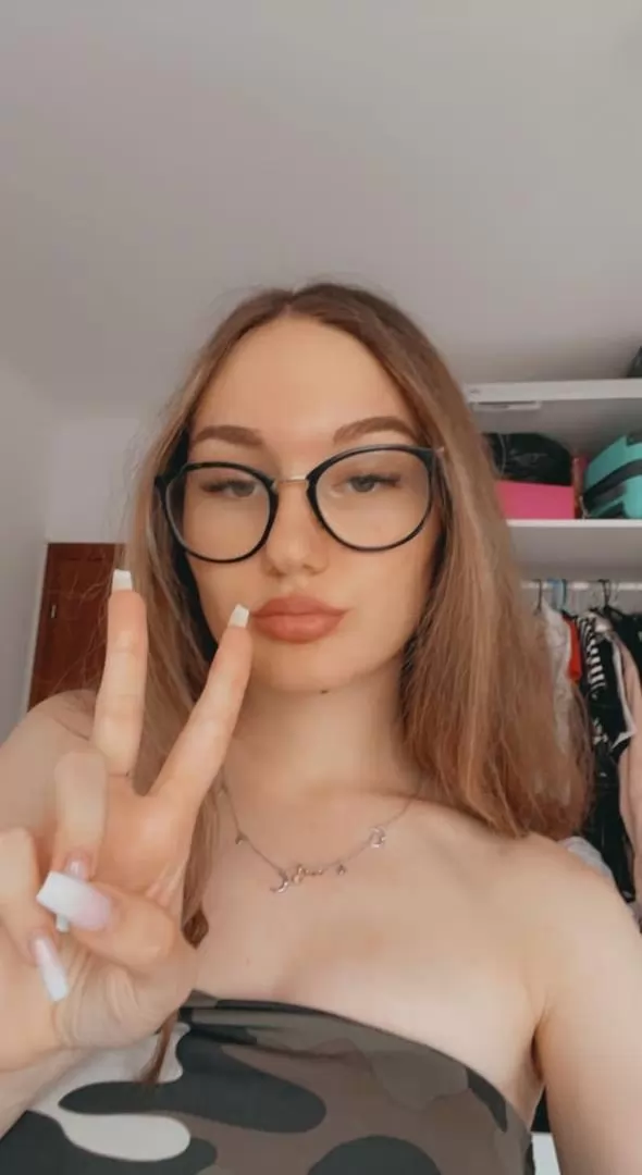 BestHottest in town juicy sexyErotic Hey guys its Rachel ? Im available now and to have some fun