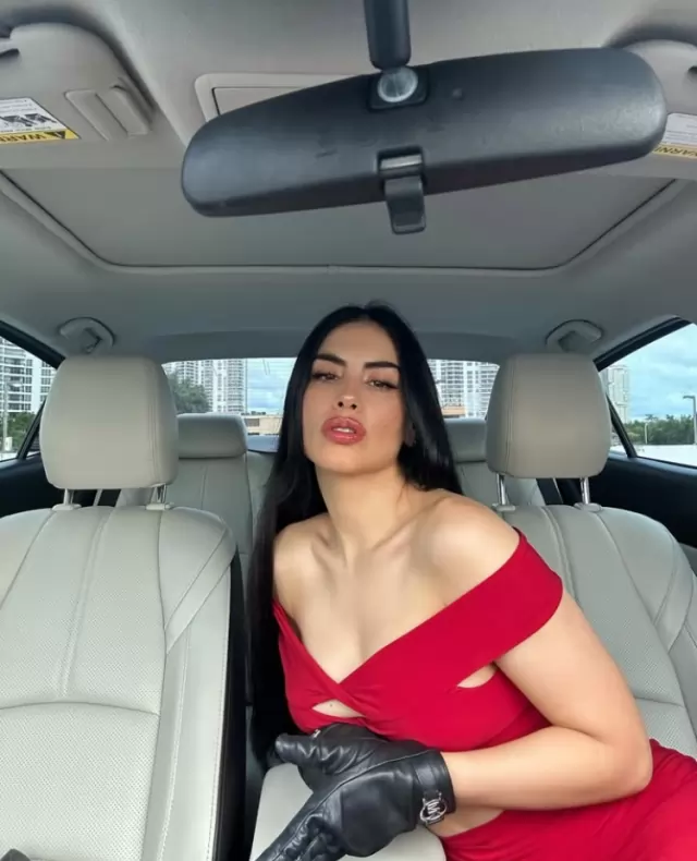 TEXT ME 4044046071 FOR AFFORDABLE RATE HOT SEXY GIRL READY FOR YOU NOW INCALL OR OUTCALL