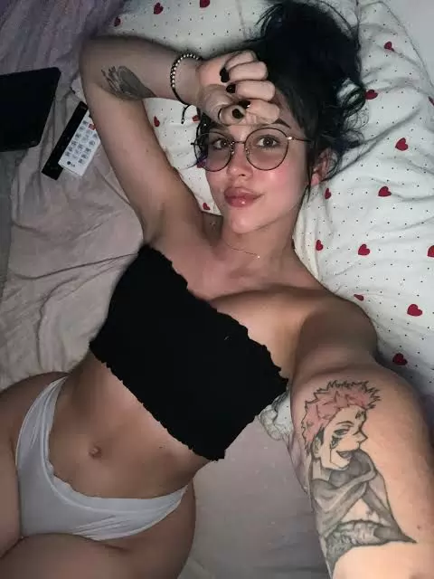 I AM AVAILABLE FOR CAR BANG, BLOWJOB, 69, Cowgirl, Missionary and all types of fun. I DO NOT ACCEPT CASH PLEASE Text me