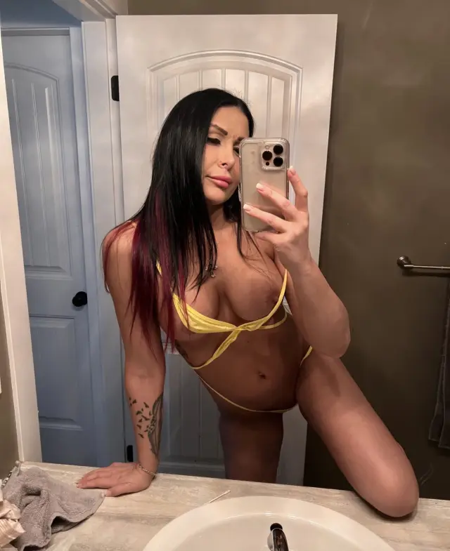 Hottest girl in town 