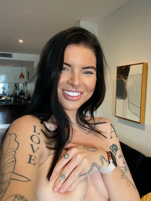 100 Pussy Clean 
