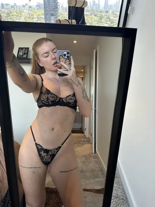 OFFER BOTH INCALL AND OUTCALL ANAL SEX DOGGY STYLE SUCKINGEATING  COUPLES DATE CARDATE MASSAGE