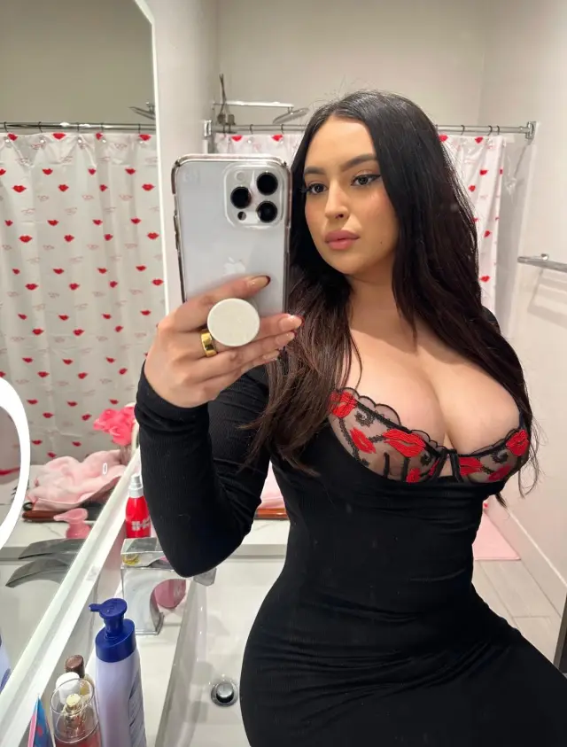 Available for both incall and outcall and car service 