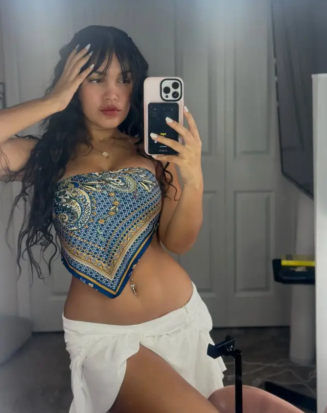 The lady you will keep on missing all the time because am so nasty 