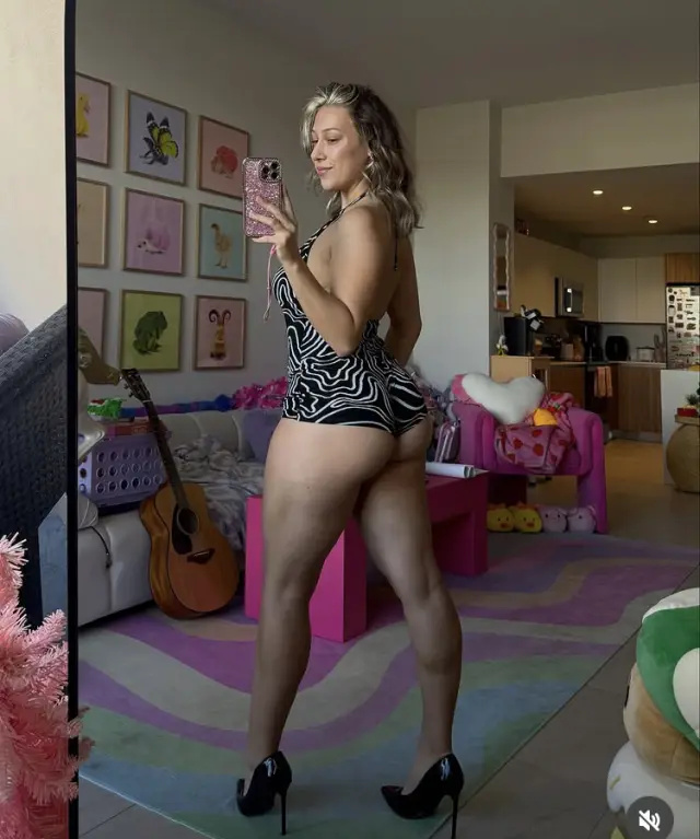 Im available for escort and body massage domination hit me up for your maximum enjoyment 