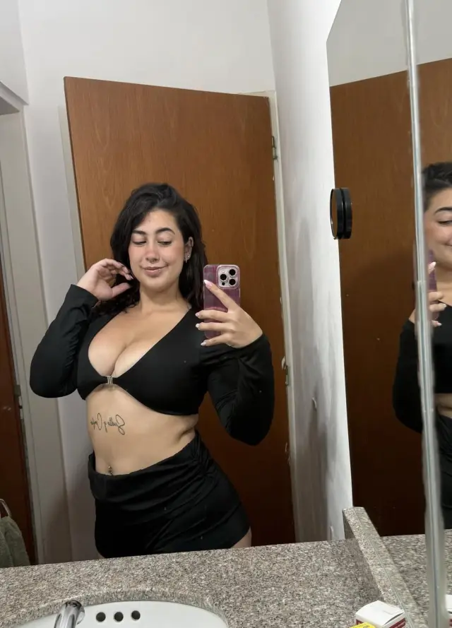 SEXY QUEEN BEST PLAYMATE PICTURES OFFERS BOTH INCALL AND OUTCALL