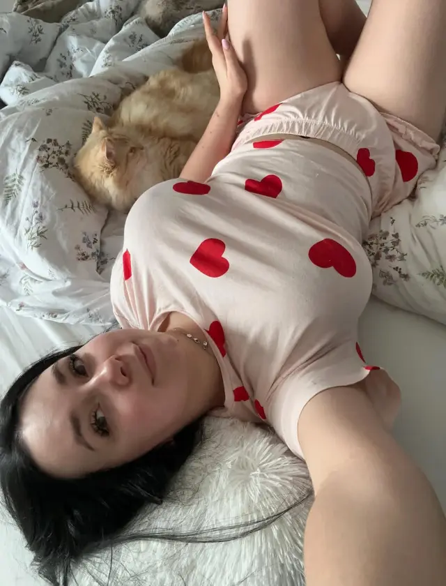 Im available for sex fun and body massage 