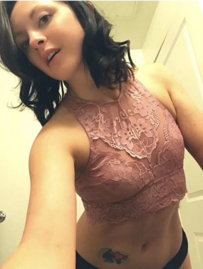 NaughtySophie hooker available for hookup in United state
