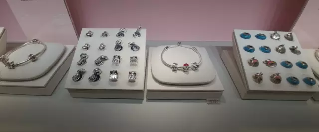 PANDORA Jewelry