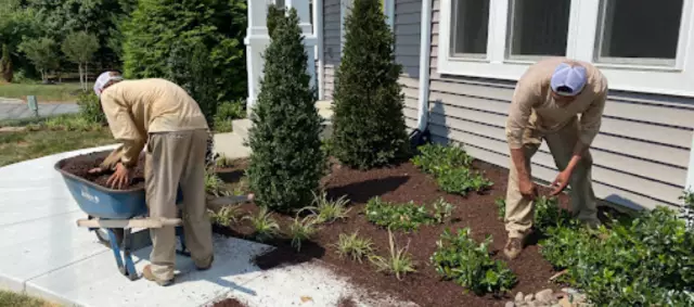 Eastern Grounds Landscaping LLC