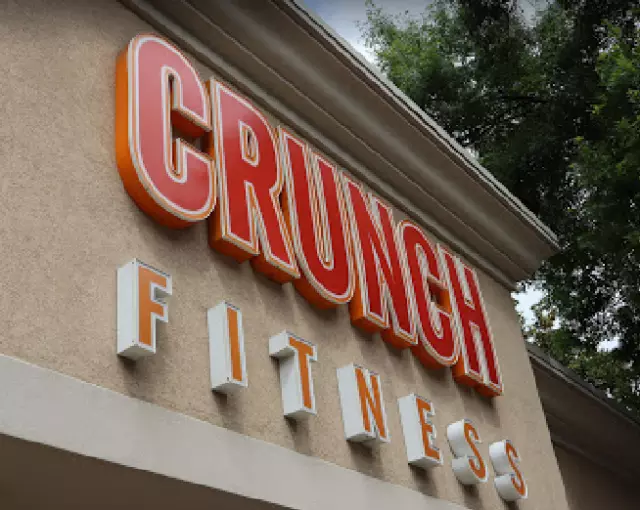 Crunch Fitness - Chevy Chase