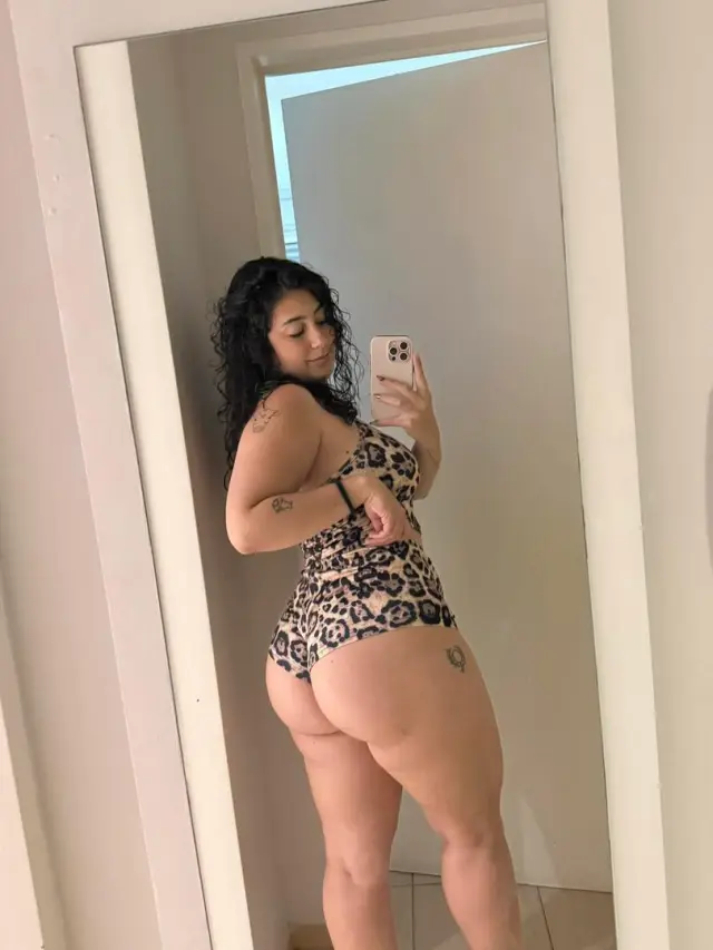 IM A WET !!!SEXY BADDIE and HOTTEST CHICK IN TOWN