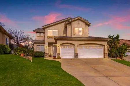 Thousand Oaks house hits the market and youll never miss out