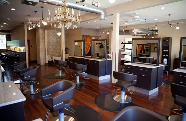 University Place salon best all-natural products are used in the salon