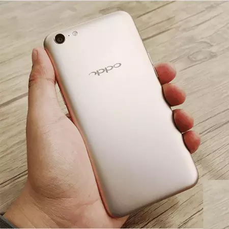 Oppo A71 2018 charges automatically, not cleaning the phone will drain the battery very qui