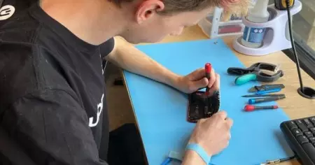 At uBreakiFix in Montgomery, Al we specialize in electronics repair including 